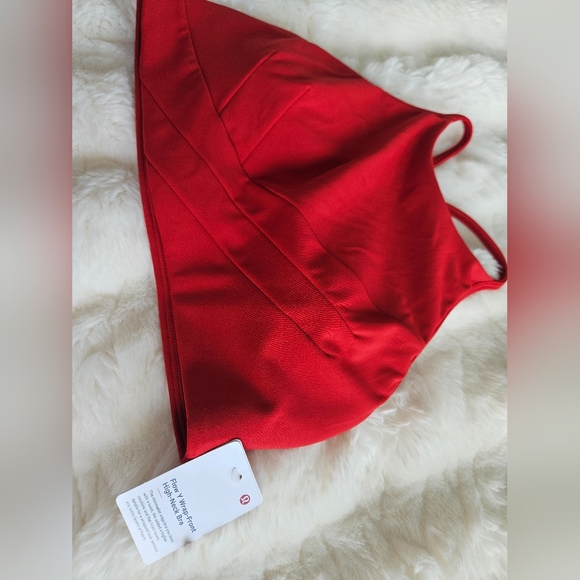 NWT Lululemon Flow Y Wrap-Front High-Neck Bra B-C Size 8 COLLEGE CRIMSON - Picture 2 of 8
